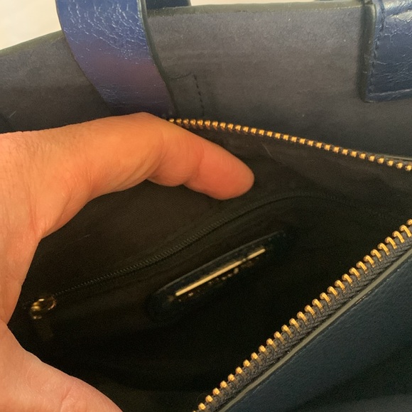 Navy blue MKF Collection Yola purse and matching wallet. - Picture 8 of 10